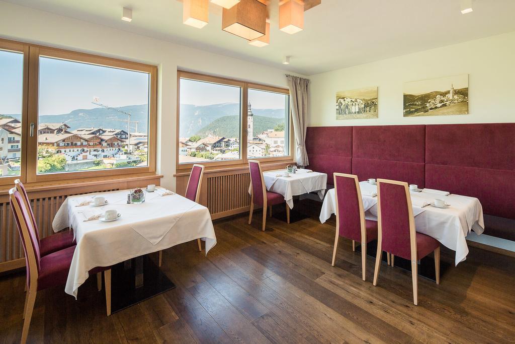 Parc Hotel Tyrol Castelrotto Esterno foto