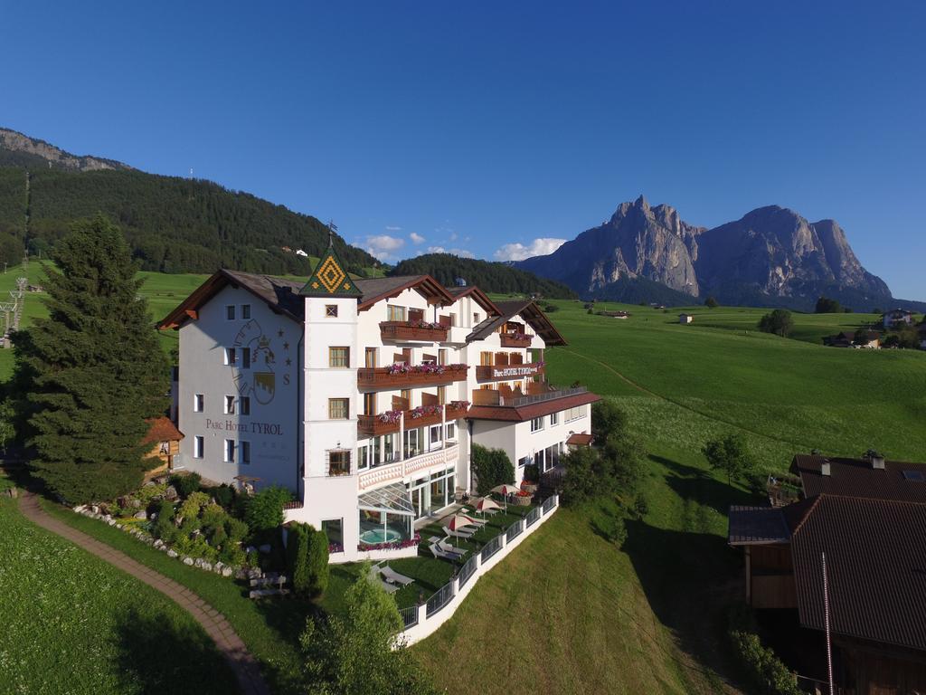 Parc Hotel Tyrol Castelrotto Esterno foto