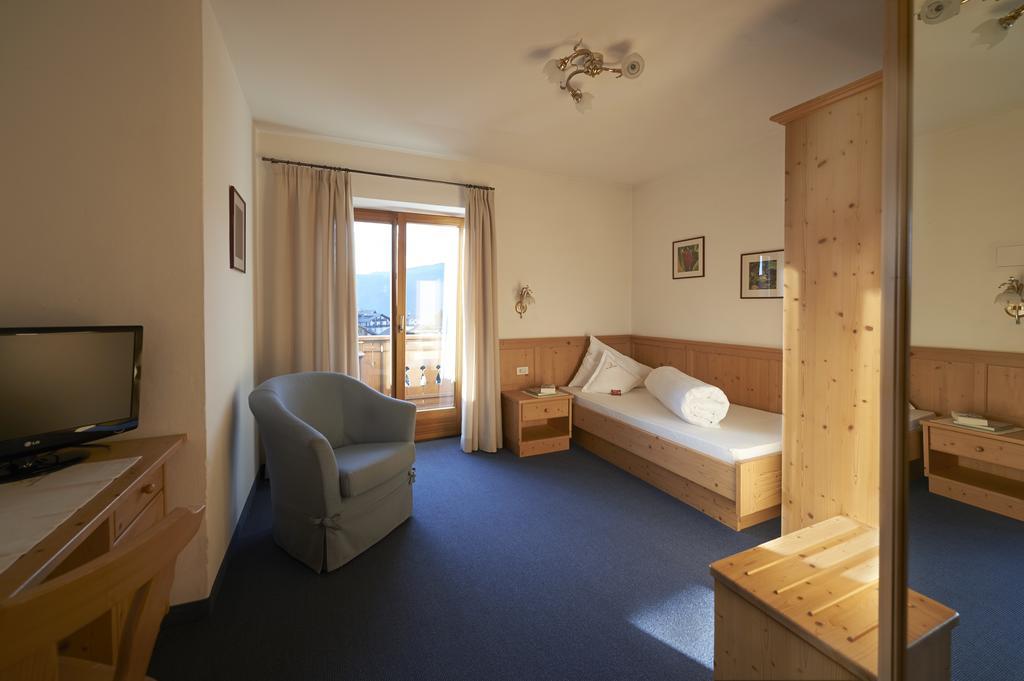 Parc Hotel Tyrol Castelrotto Esterno foto